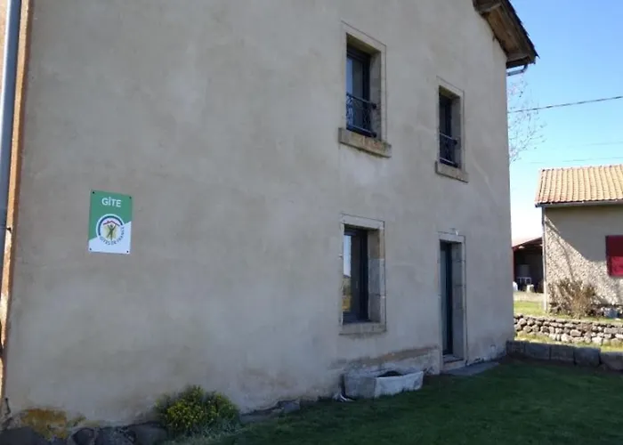 Feriehus Renove Au Coeur De L'auvergne - Fr-1-582-336 *