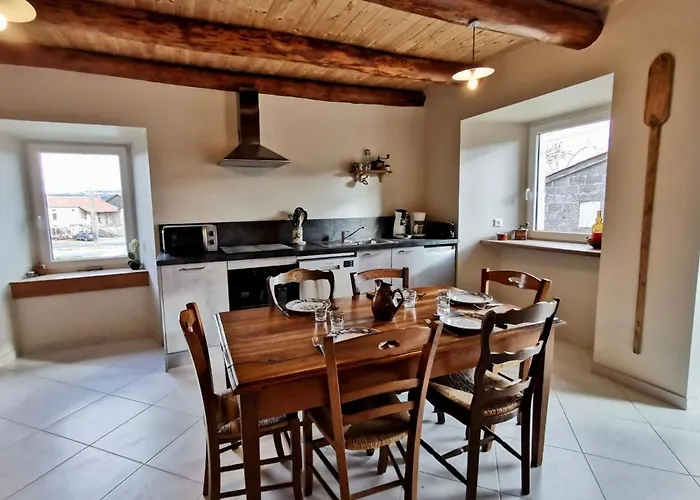 Renove Au Coeur De L'auvergne - Fr-1-582-336 Feriehus