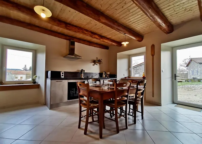 Renove Au Coeur De L'auvergne - Fr-1-582-336 Feriehus